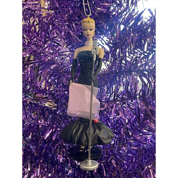 1995 Hallmark Keepsake Christmas Ornament Barbie Solo in the Spotlight #2 - Picture 3 of 6